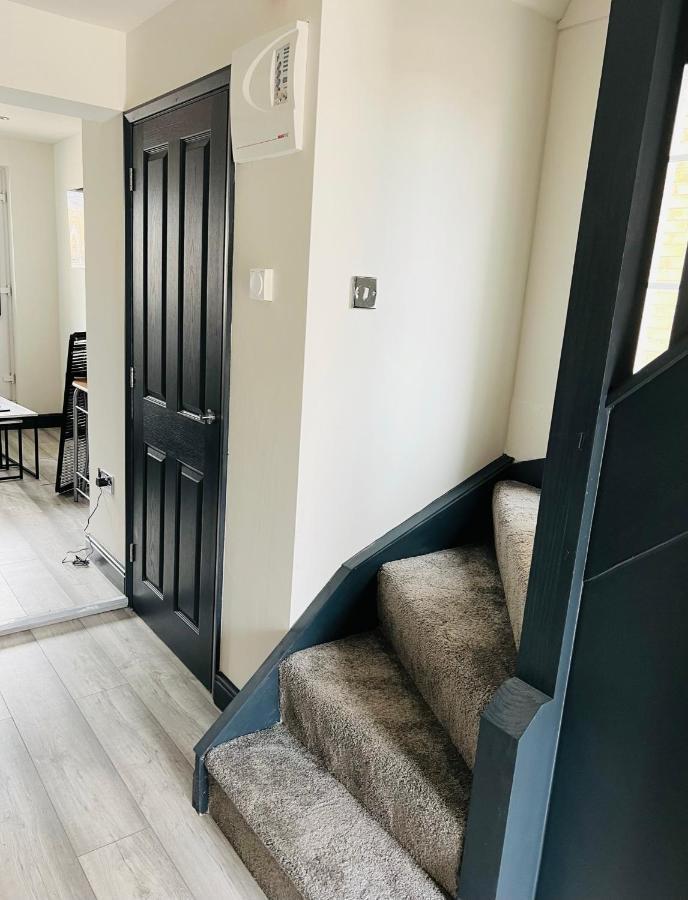 Green Lantern, Private En-Suite Double Bedroom Aveley Eksteriør bilde